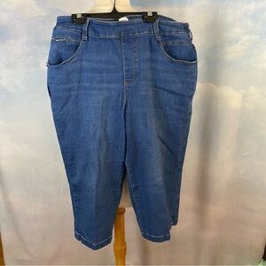 Time and Tru Dark Blue Stretch Cropped Capri Jeans Size XL (16-18)
